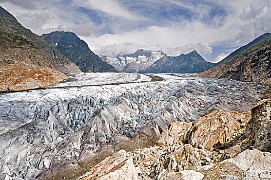 du doan m nam