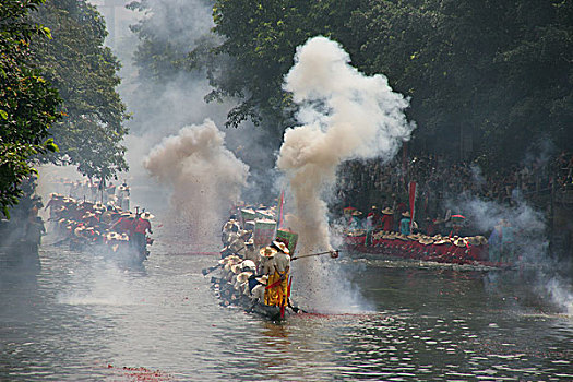 lô bạch thủ là mấy con