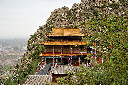 quay thu mn