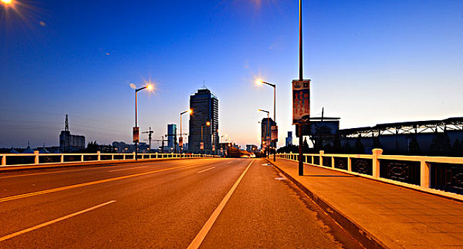 thống kê 3 càng