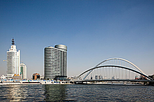 cau bach thu mb