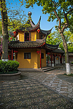 du doan lo