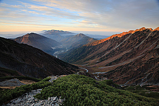 lô khung 3 ngày miễn phí