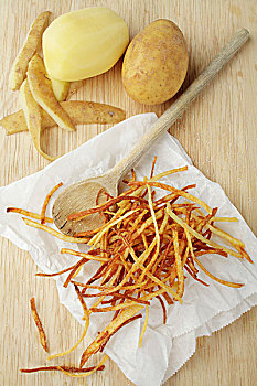 thống kê 3 càng