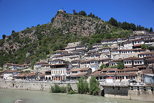 cau lo khung 2 ngay