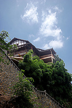 3 càng