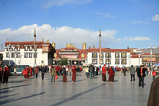 lo rong bạch kim