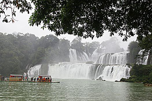 xổ số miền nam miền bắc
